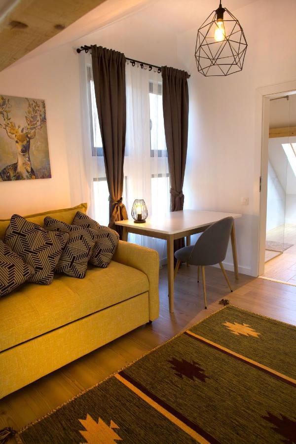 Mira By Atra Bed & Breakfast Tesila Luaran gambar