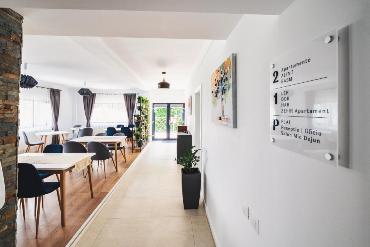 Mira By Atra Bed & Breakfast Tesila Luaran gambar