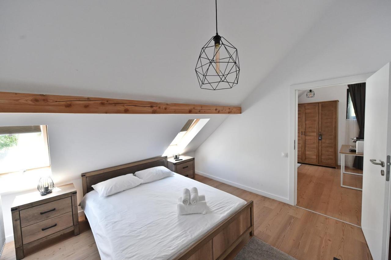 Mira By Atra Bed & Breakfast Tesila Luaran gambar